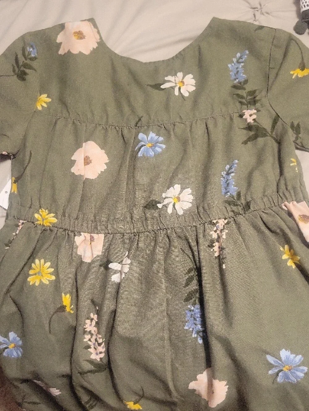 Girls 5T Old Navy Olive Green Floral Button-Front Kids Dress with Pockets